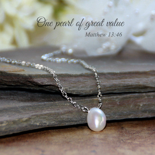 One Pearl of Great Value Necklace FW Pearl