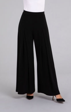 WIDE LEG PLEATED TROUSER