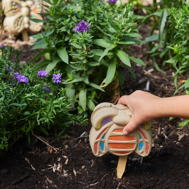 Bumblebee Curious Critters Activity Kit