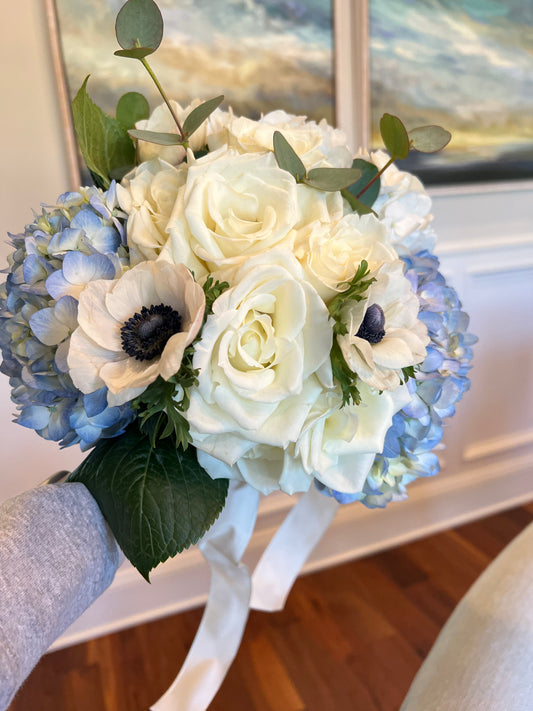Custom Bouquet and matching Boutonnière