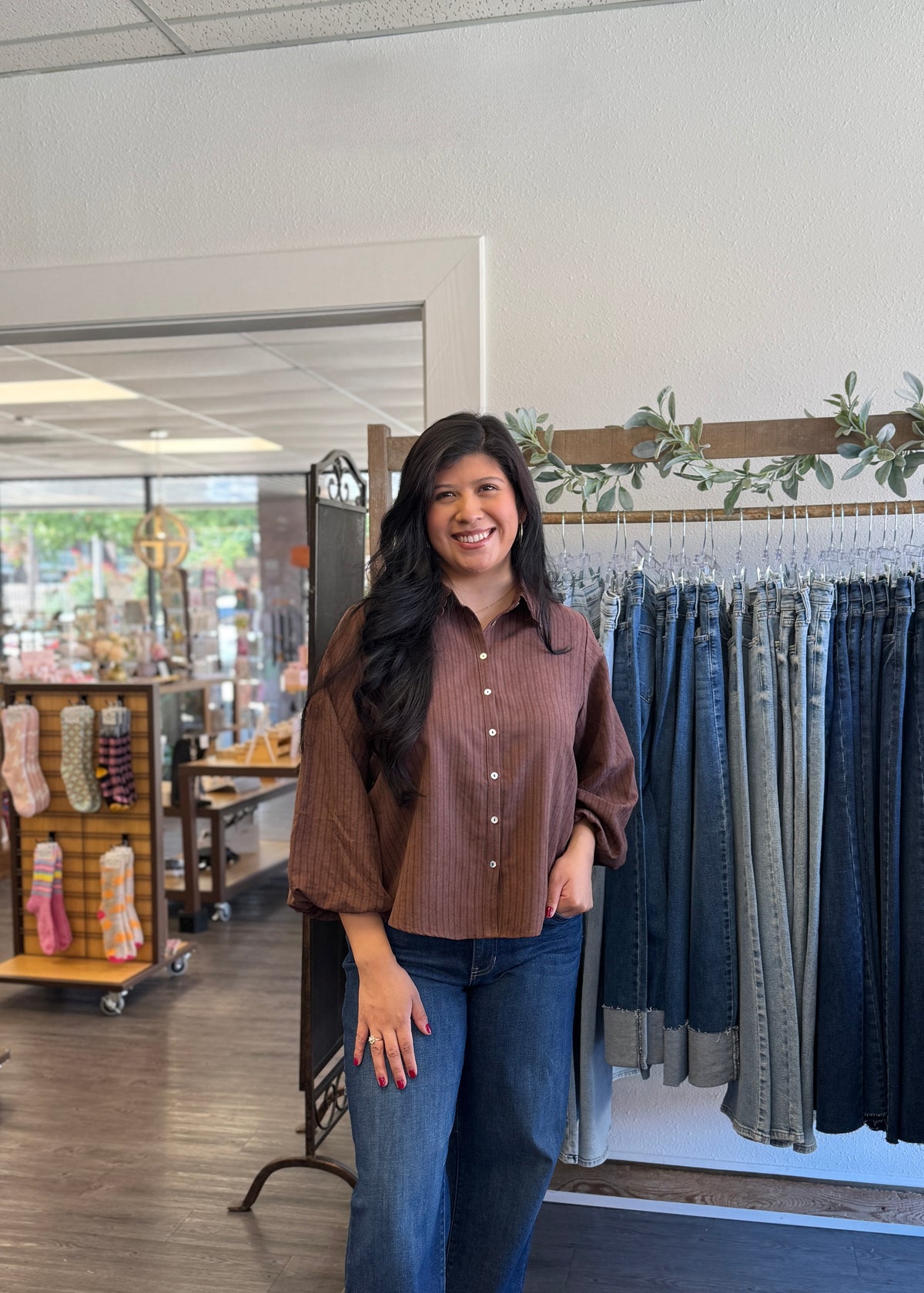 Pecan Scallop Trim Collared Stripe Shirt