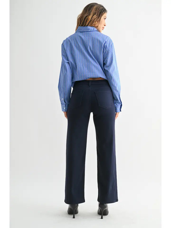 Black Utility Pocket Relaxed Jean