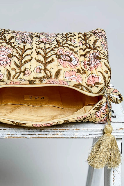 Floral Quilted Tassel Pouch Bag