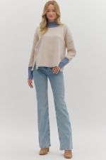 Ecru/Blue Knit Pullover Top