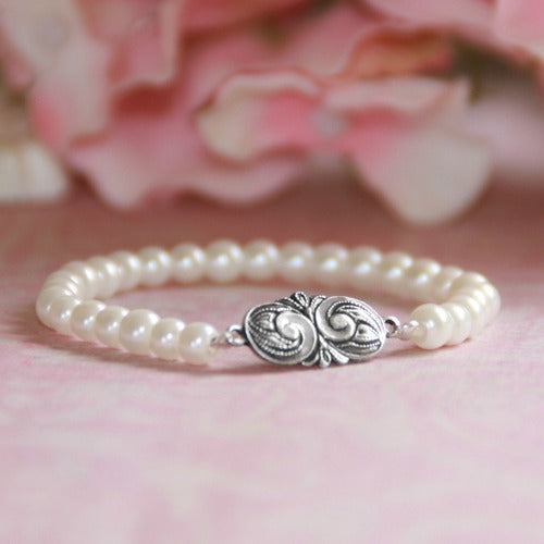 Sweet 5" Glass Pearls Stretchy Bracelet