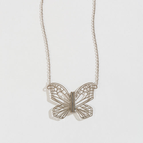 Front Magnetic Clasp Butterfly